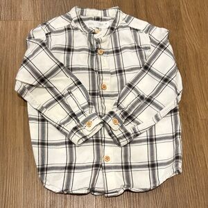 Zara Cream & Navy Plaid Button-Down Shirt